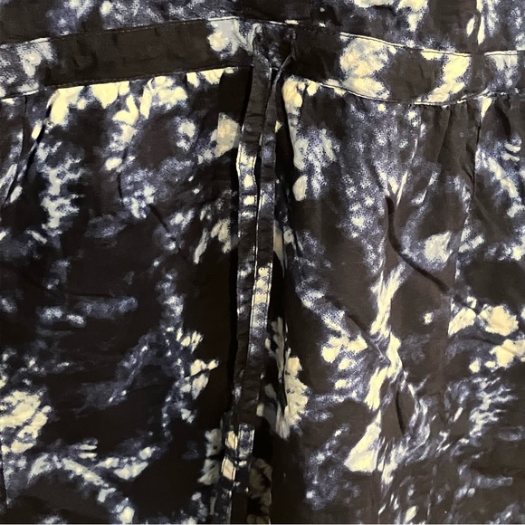 GAP Dress - Picture 2 of 7